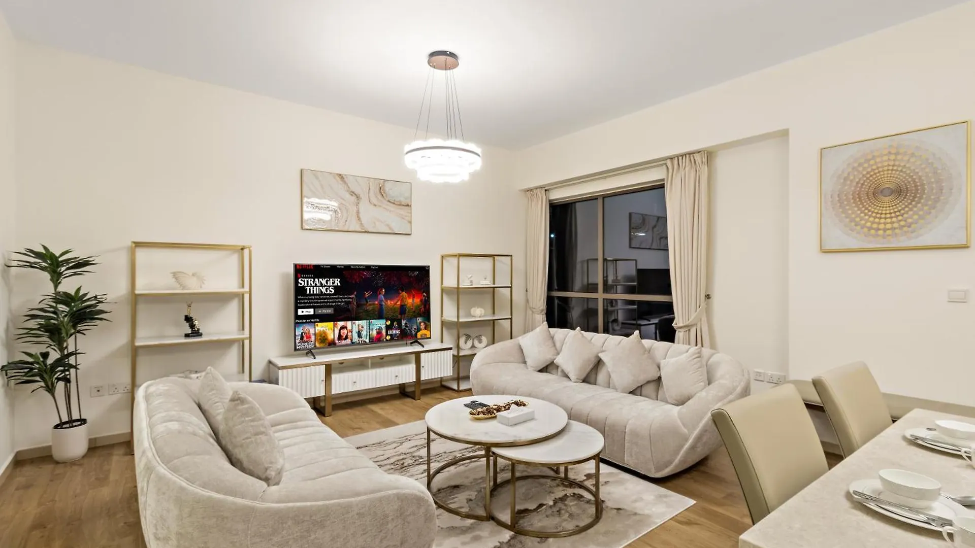 Luxe 2Br With Marina View In Jbr And Walk To The Beach Dubaj