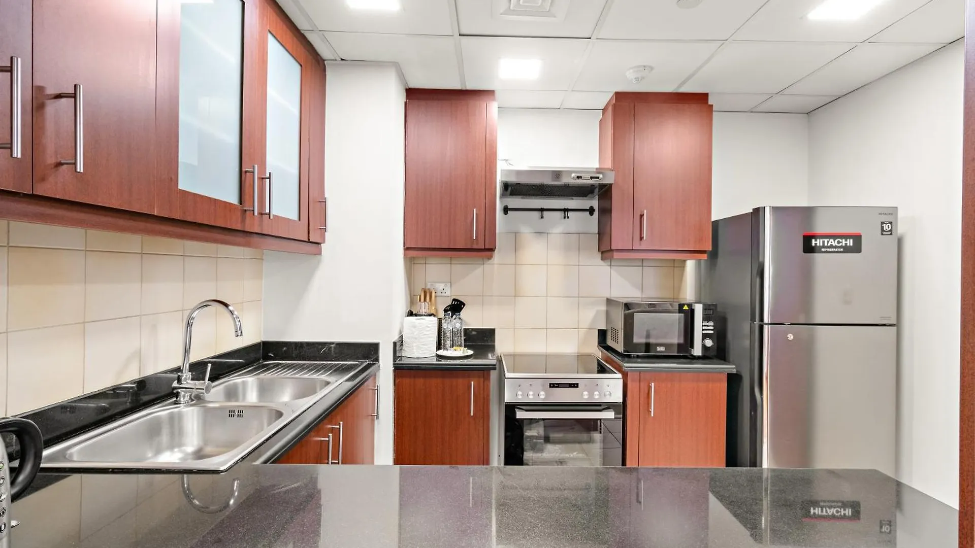 Luxe 2Br With Marina View In Jbr And Walk To The Beach Dubaj Apartmán